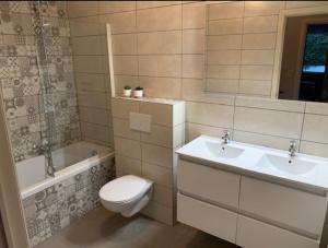 Et badeværelse på Balcons de la semois