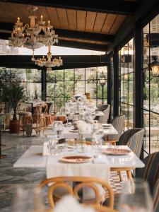 Restoran või mõni muu söögikoht majutusasutuses Mazeej Balad - Boutique Hotel - Adult Only
