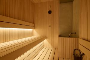 Fotografie z fotogalerie ubytování BASE LAYER HOTEL Nagoya Nishiki v destinaci Nagoja