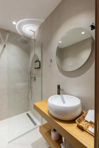 Koupelna v ubytování B Boutique Hotel