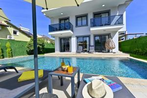 Foto sihtkohas Fethiye asuva majutusasutuse BENDİS - Villa for 8 People in the center of Fethiye galeriist +73 fotot