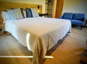 A seating area at Hotel Casa Peix