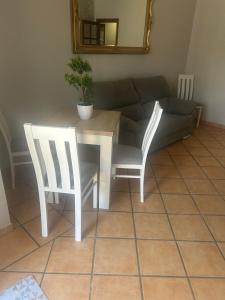 Χώρος καθιστικού στο Apartamento turísticos ilusiones 1