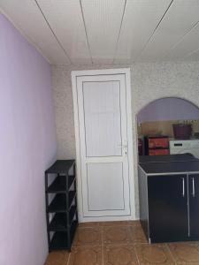 Kuchyň nebo kuchyňský kout v ubytování Gabala Garden hostel