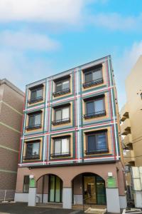 O edifício onde o hostel está situado