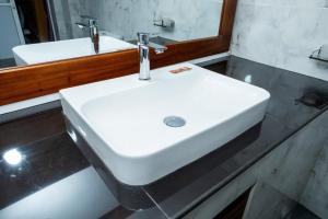 Ένα μπάνιο στο Prime England Cottages +6 φωτογραφίες