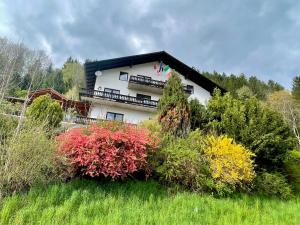 Aed väljaspool majutusasutust Alpenpension Gasthof