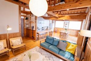 Posezení v ubytování LugStay Retreat 琵琶湖