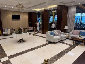Posezení v ubytování Asal Hiraa Aparthotel Jeddah - آصال حراء للشقق الفندقيه
