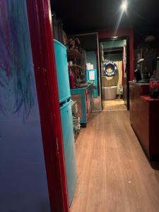 Η κουζίνα ή μικρή κουζίνα στο CosyCottage