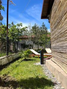 Vrt pred nastanitvijo Seaside Cottage with Garden