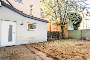 Zahrada ubytování Garden Apt Leverkusen 15 min Cologne fair, 19 min Duesseldorf, family friendly