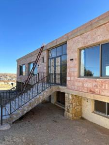 Mynd úr myndasafni af Dana Mount View the highest hotel in Jordan í Ḑānā