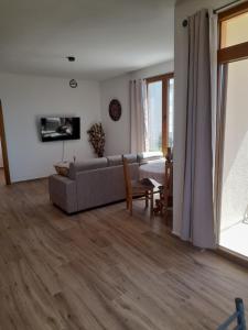 Un lugar para sentarse en Apart SASHENKA 2