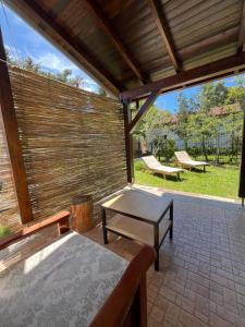 Vrt pred nastanitvijo Seaside Cottage with Garden