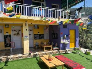 Fotografie z fotogalerie ubytování The Backpacker Storeys v destinaci Bir