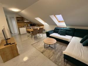 Posedenie v ubytovaní Apartments Puntamika