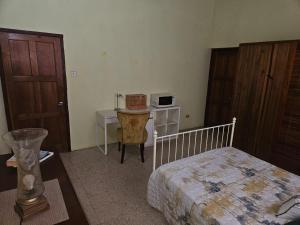 拉纳韦贝Suite Georgiana - Ensuite Double Bedroom, Cardiff Hall, Runaway Bay, One Mile to Beaches, 1 Hour From Montego Bay Airport的相册照片