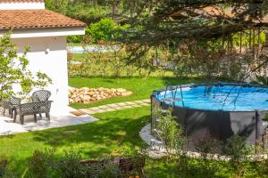 Bazén v ubytování Dèpendance - Lequile - Alfa Country House nebo v jeho okolí