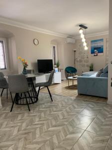 Imagem da galeria de Apartments Jelena em Kotor