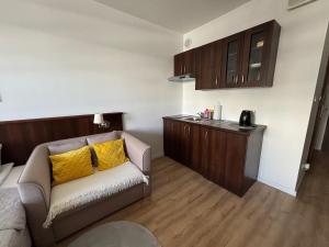 Kuchyň nebo kuchyňský kout v ubytování Arka ApartHotel 615 A