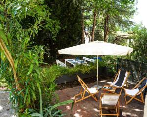 Taman di luar BOM apartman