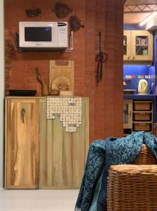 Η κουζίνα ή μικρή κουζίνα στο Студія з внутрішнім півповерхом. +9 φωτογραφίες