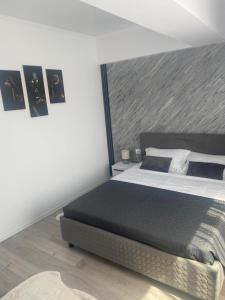 Postel nebo postele na pokoji v ubytování Apartament Modern Mamaia Nord