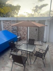 Foto dalla galleria di Hotel Valle del Café - Habitación 11 para Grupos de 4 Personas a Sevilla