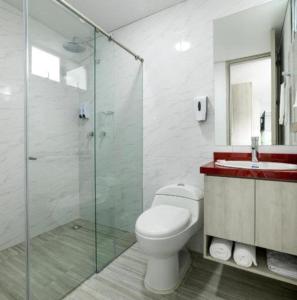 Ванная комната в VIVENTO Habitaciones Exclusivo Barrio Estrato 6 Frente al CC Campanario