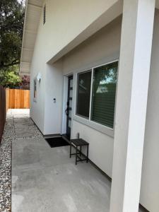 Gambar di galeri bagi New 2Br2Ba Guest House di Woodland