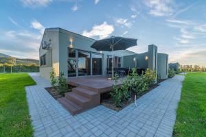 O grădină în afara Cottage 5 - Leo Sky Farm