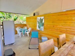 Χώρος καθιστικού στο T2 - 50m du bourg de Sainte-Anne