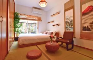 Kama o mga kama sa kuwarto sa MATCHA HOUSE -Free Parking-