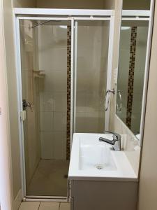 Bany a Cloncurry Caravan Park Oasis