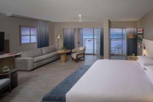 Postel nebo postele na pokoji v ubytování Hyatt Regency Aruba Resort & Casino