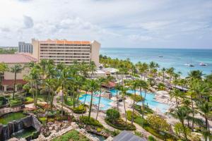 Bazén v ubytování Hyatt Regency Aruba Resort & Casino nebo v jeho okolí