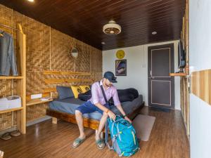 The Hosteller Bhandardara的电视和/或娱乐中心