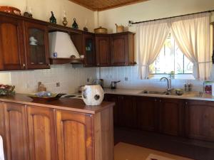 Dapur atau dapur kecil di Helmos View - Relaxation & Nature +49 gambar