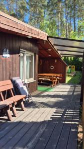 Fotografie z fotogalerie ubytování Domek 6 osobowy nad samym jeziorem na Kaszubach v destinaci Dobrzyń + 11 fotografií
