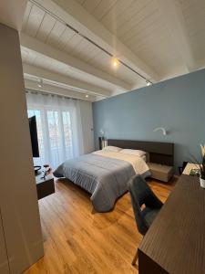 Posteľ alebo postele v izbe v ubytovaní HABITAT- Apartments&Rooms