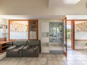 Χώρος καθιστικού στο Villa Dessì - Exclusive Retreat at Is Molas +32 φωτογραφίες