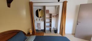 Letto o letti in una camera di Omaha beach vue les Braves