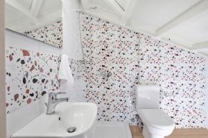 Koupelna v ubytování Gangadis Luxury House