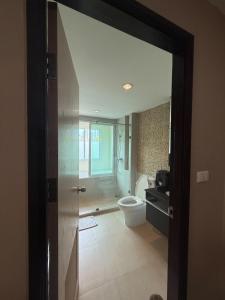 Koupelna v ubytování Greenview Ekkamai10 Suite + 37 fotografií