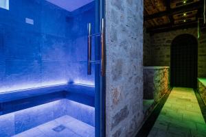 Koupelna v ubytování Residence Erika + 37 fotografií
