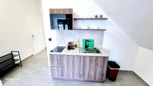 Kuchyň nebo kuchyňský kout v ubytování Moderne Apartments mit Klima, perfekter Anbindung ins Zentrum und kostenlose Parkplätze!