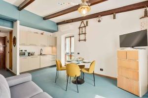 Kuchyň nebo kuchyňský kout v ubytování Blue Lemon, TerreMarine