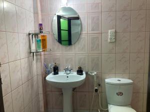 Koupelna v ubytování Grand Villa Hikkaduwa