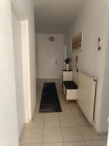 Kuchyňa alebo kuchynka v ubytovaní Apartman Antonić M